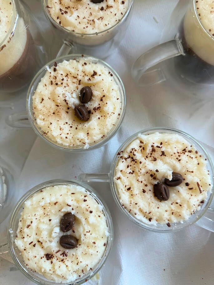 ☕ Lumânare „Coffee Ritual” în cană termorezistentă