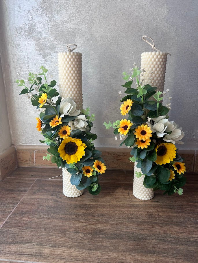 Lumânări de nuntă pentru ceremonia religioasă – flori criogenate &amp; și artificiale