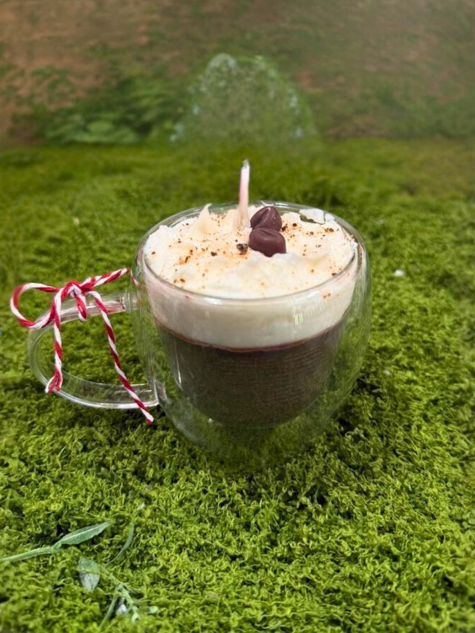 ☕ Lumânare „Coffee Ritual” în cană termorezistentă